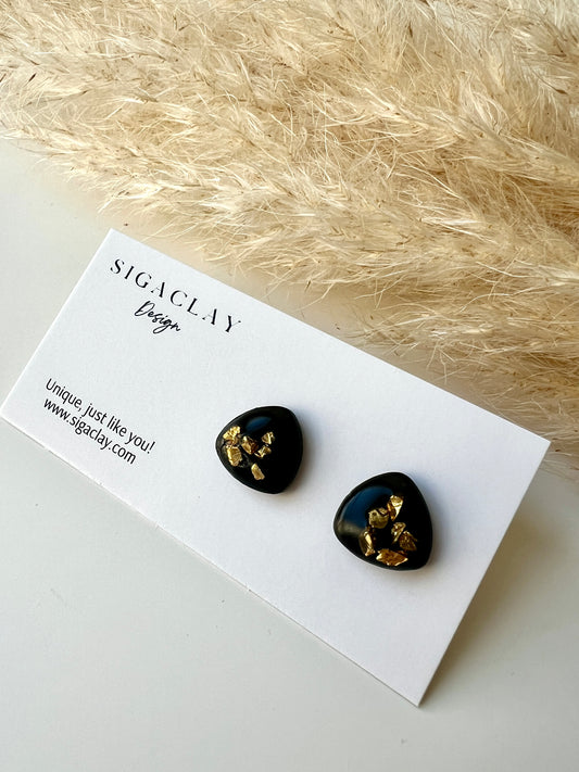 Black Shiny "Essence" Triangle