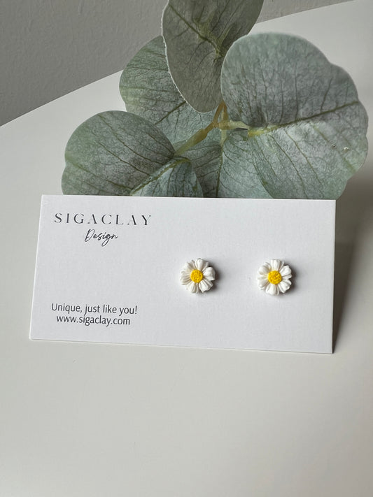 Daisy Mini Earrings