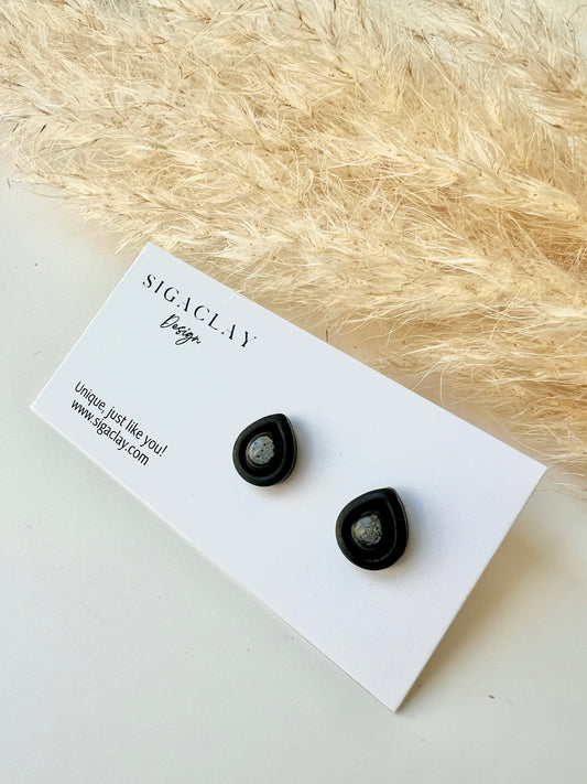 Black "Essence" Drop