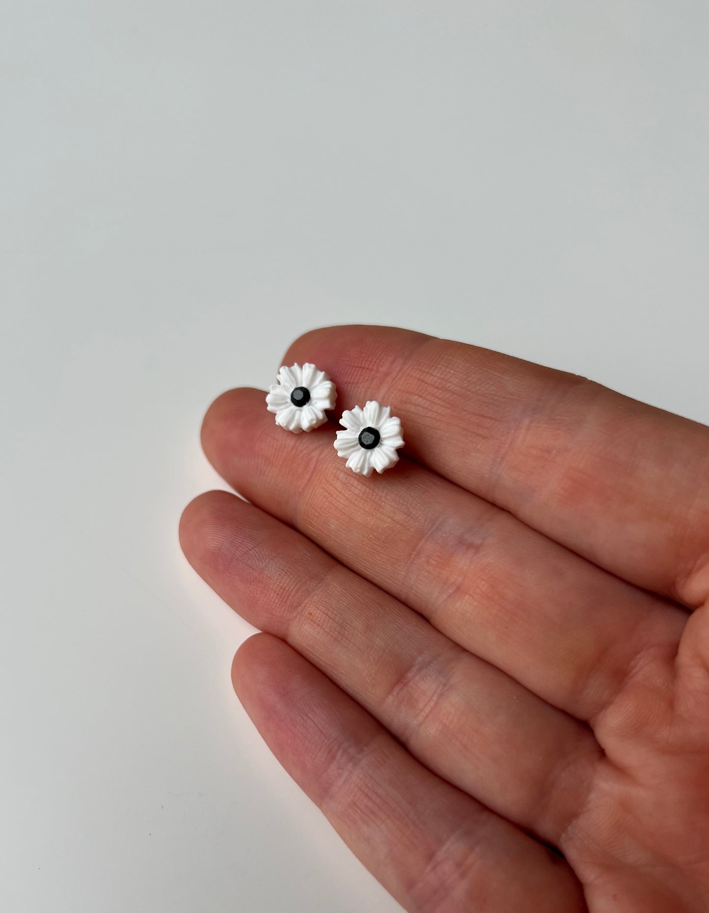 Daisies with a Black Gem