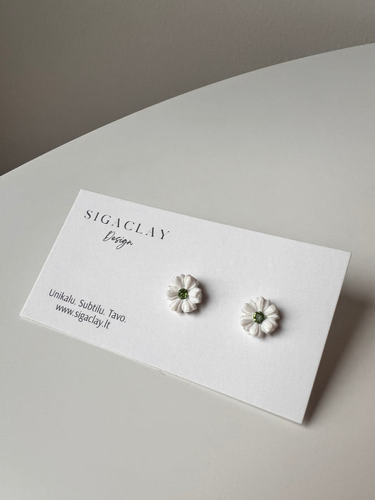 Daisies with a Green Gem